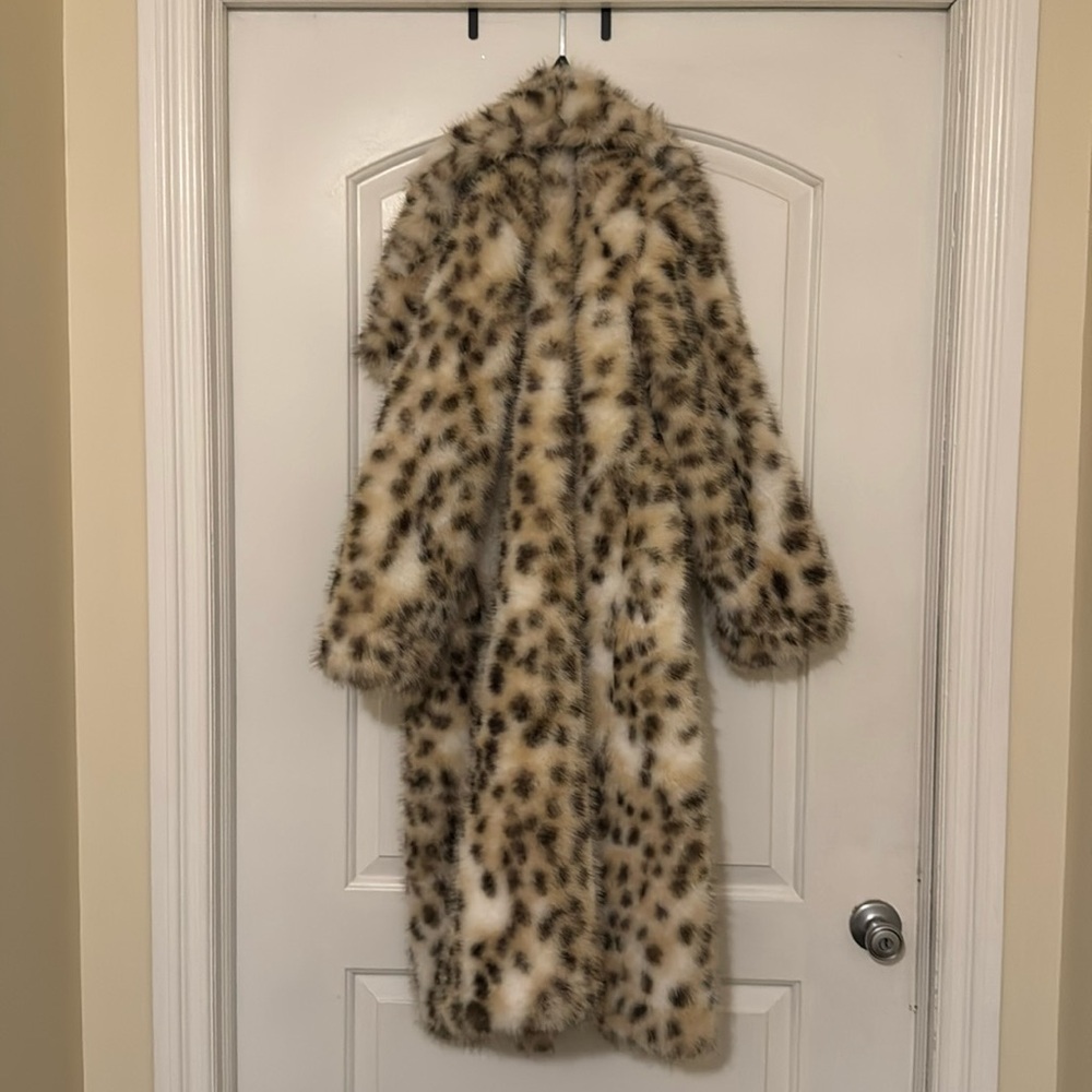 Winter Warm Plush Leopard Print Long Coat Lapel Regular Women's Long Coat